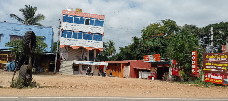 In-house Vegetarian Restaurant